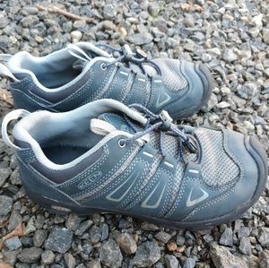 Keen shoes size 4 youth blue gray